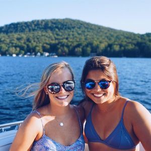 Meet your Posher, Hannah